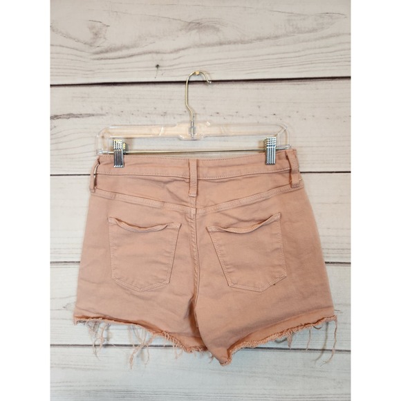 Universal Thread High-Rise Frayed Hem Short Size 6 Beige Pink Casual Summer Wear - Picture 2 of 7